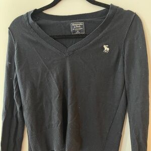 Classic V-Neck Abercrombie Navy Sweater, XS